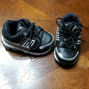 Adidas boys toddler shoes